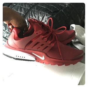 burgundy prestos